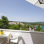 Apartman Mia Solta