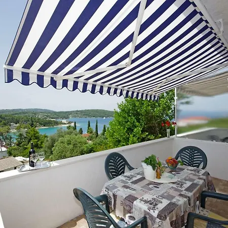 Appartement Mia Solta Nečujam