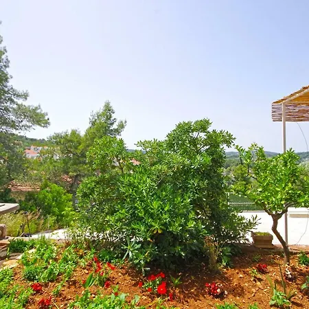 Mia Solta Apartment Necujam