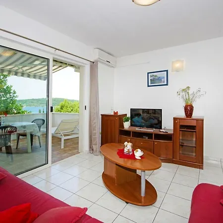Apartament Mia Solta
