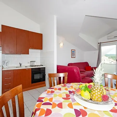 Apartment Mia Solta