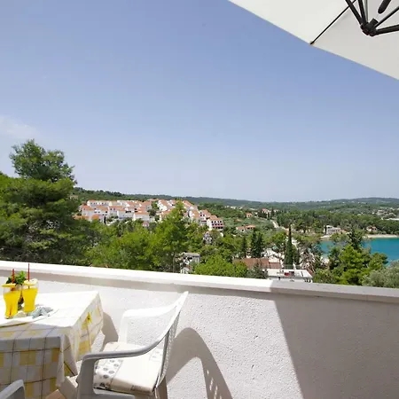 Apartment Mia Solta